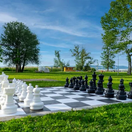Kemping Balatontourist Bereny Naturist Camping *